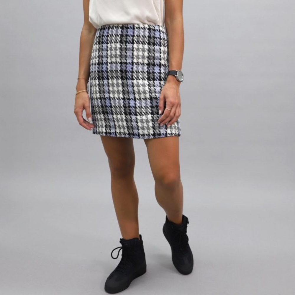 Like-New Vera Modo Kenso Wool-Blend Plaid Mini Skirt